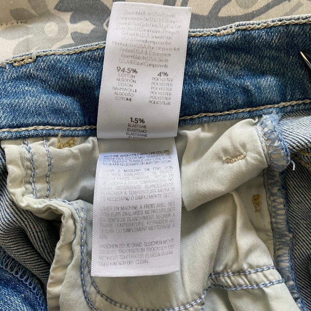 Mother The Hustler Ankle Chew Jeans Distressed Drinking By The Pool 25 - Picture 15 of 16